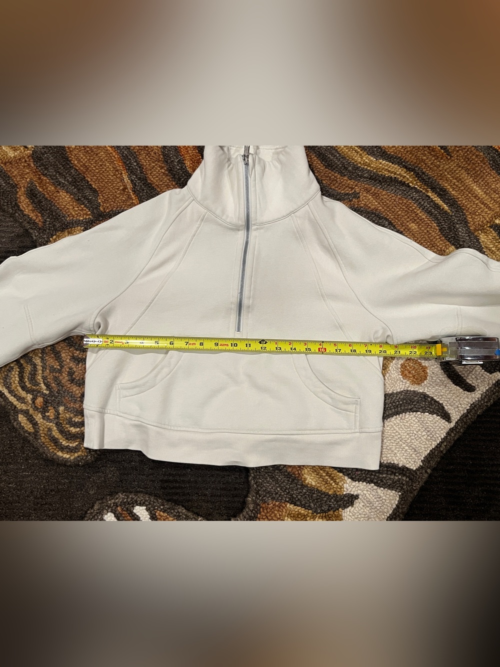 Lululemon 1/2 zip scuba funnel neck size XS / Small